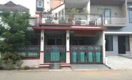 Rumah 2 Lantai Pamulang