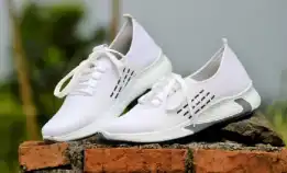 Sepatu Sneakers Pria Saythik - Dmn