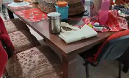 meja makan
