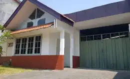 Jual Rumah Bagus Di Tenggilis Barat Surabaya Siap Huni