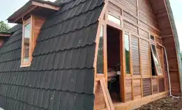 Wahyu Rumah Kayu