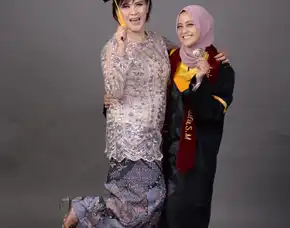 Viral,Toko Kebaya Lamaran, Kebaya Modern, Wisuda, Mataram, Neng Lina Kebaya