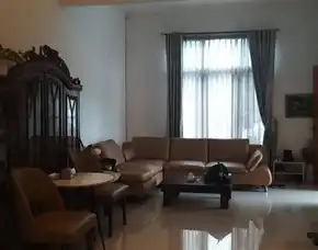Dijual Rumah Pojokan Strategis Siap Huni Di Kemang Pratama, Bekasi