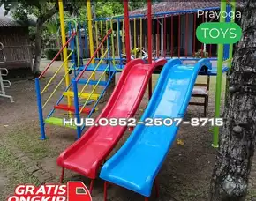Gambar Ayunan Besi Bulat Besar Dan Mainan Perosotan Anak Kec Gunungpati Semarang