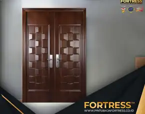 (Fortress) Pintu Kamar Tidur Sederhana Motif Kayu Di Palu