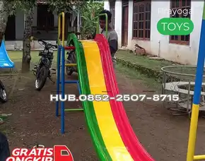 Desain Ayunan Besi Hollow Dan Produsen Playground Kec Mlarak Ponorogo