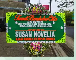 Jual Karangan Bunga Duka Cita Bondowoso