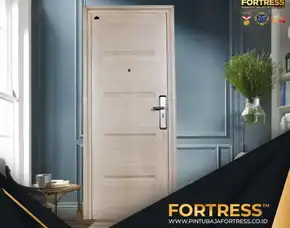 (Fortress) Pintu Depan Motif Kayu Kupu Tarung Di Pontianak