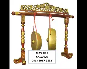 Pengrajin Gong Kabupaten Kolaka